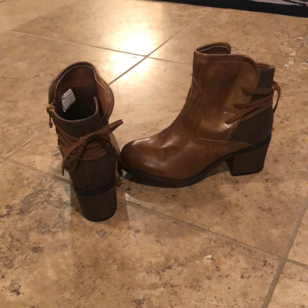 Boots - Picture 2 of 2
